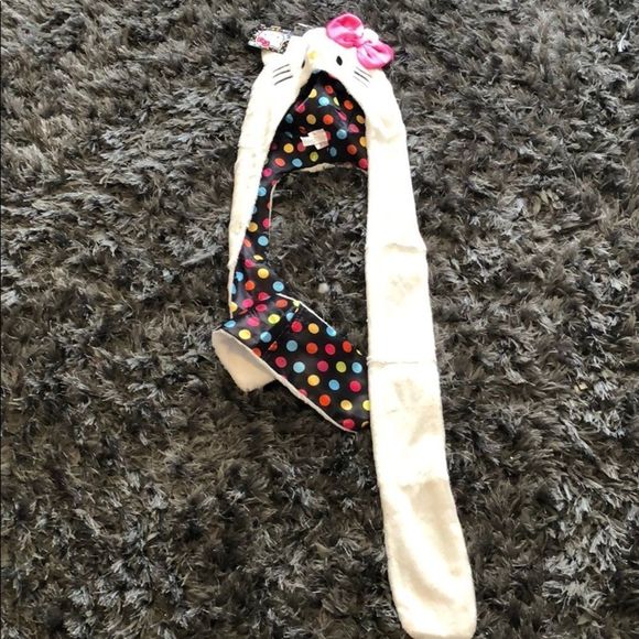 Hello kitty hat 💕SALE💕 - Picture 1 of 4